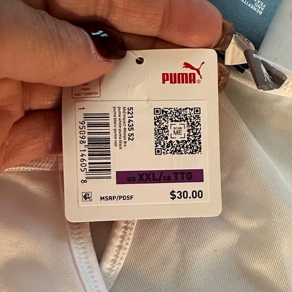 Puma‎ White Sports Top with Black Logo - Picture 3 of 7